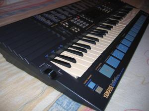 Vand Orga Yamaha PSS-680 Okazie Urgent